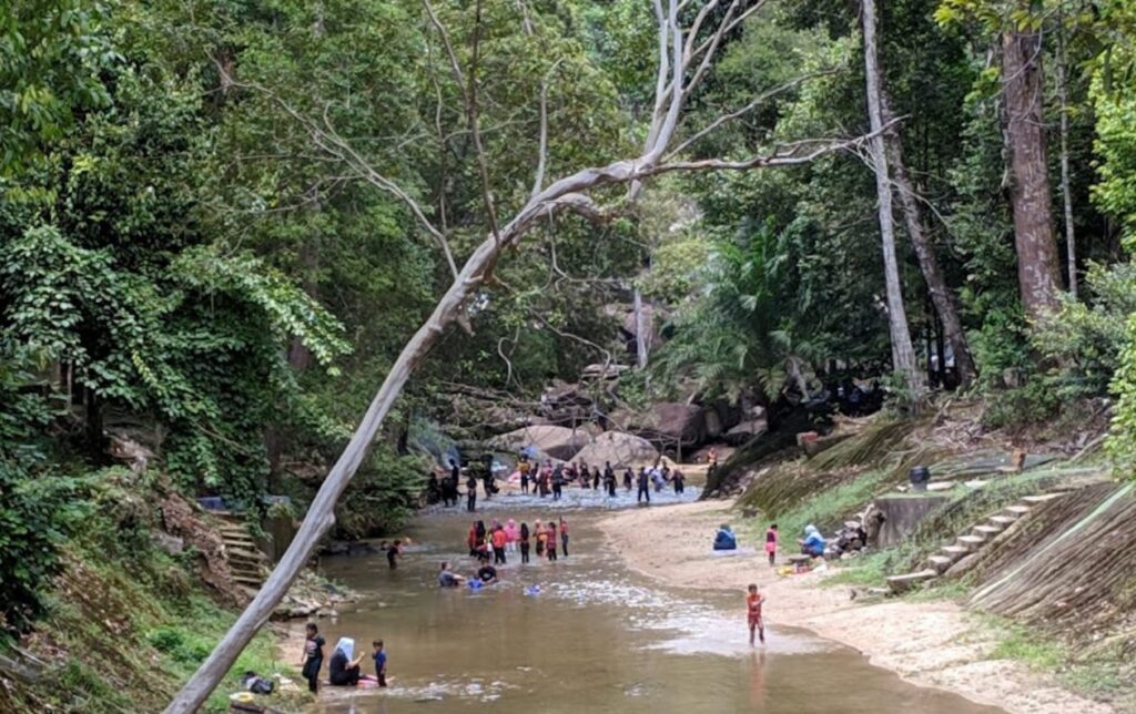 air terjun lata belatan terengganu