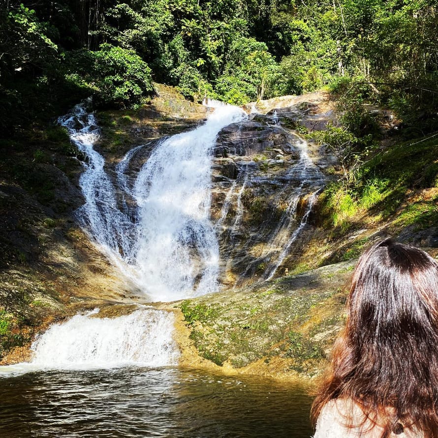 air terjun lata iskandar