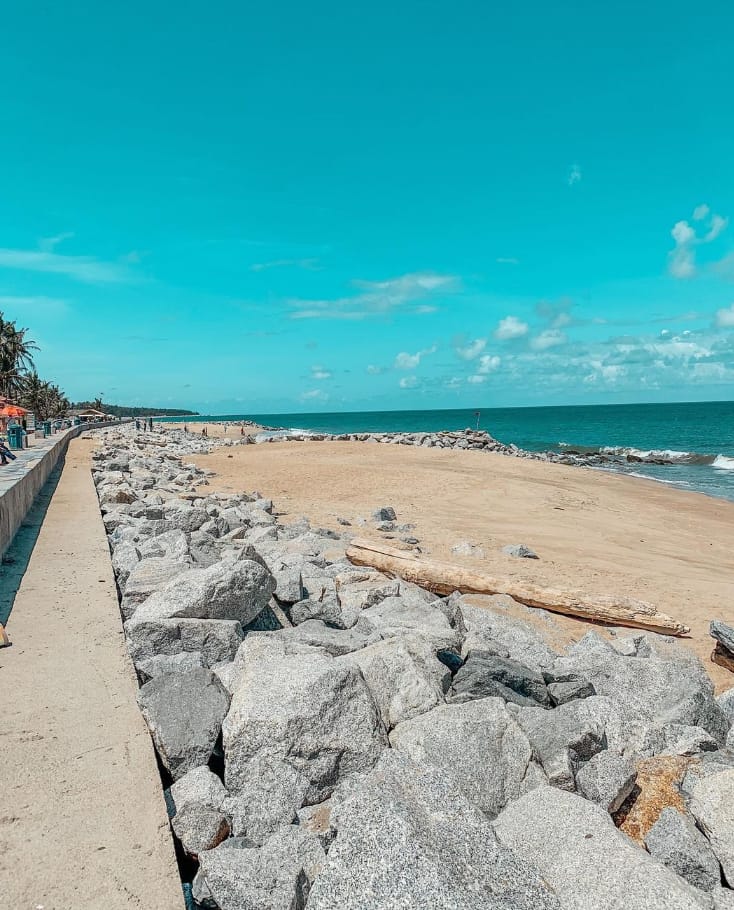 harga tiket pantai cahaya bulan