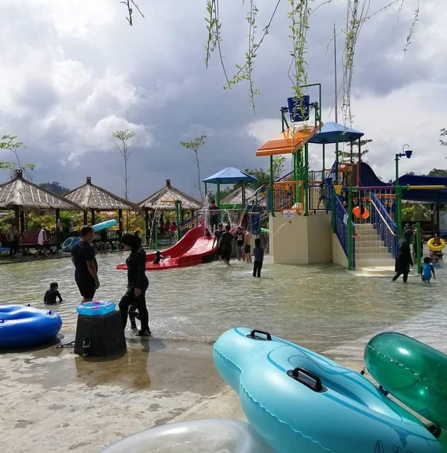 kemudahan samariang waterpark