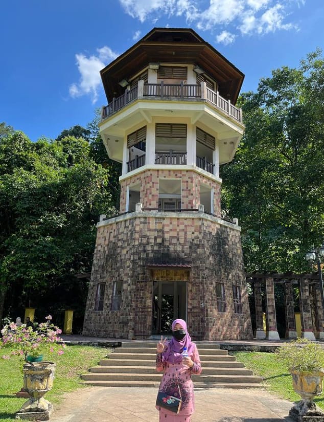 kemudahan taman rekreasi gunung lang