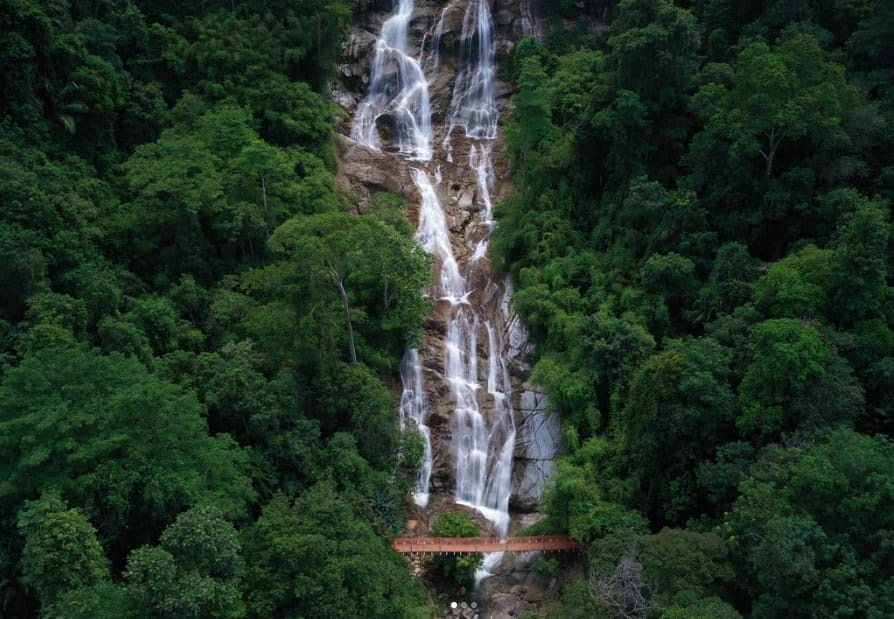 lata kinjang waterfall