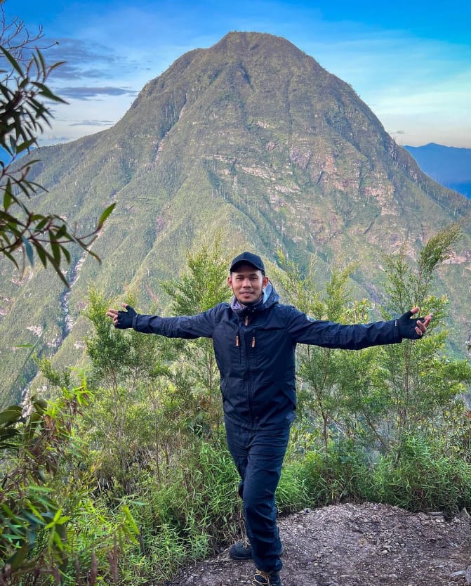 lokasi gunung kerunai