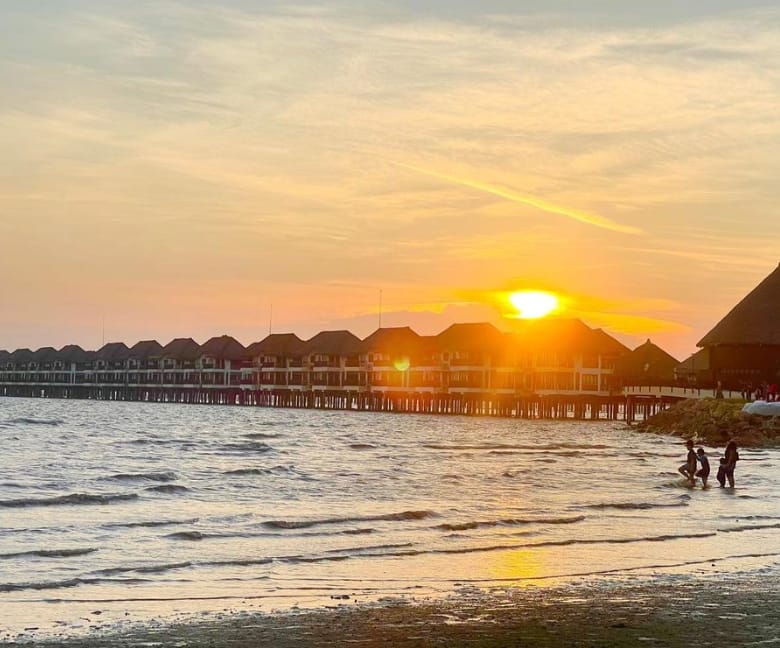 penginapan pantai bagan lalang