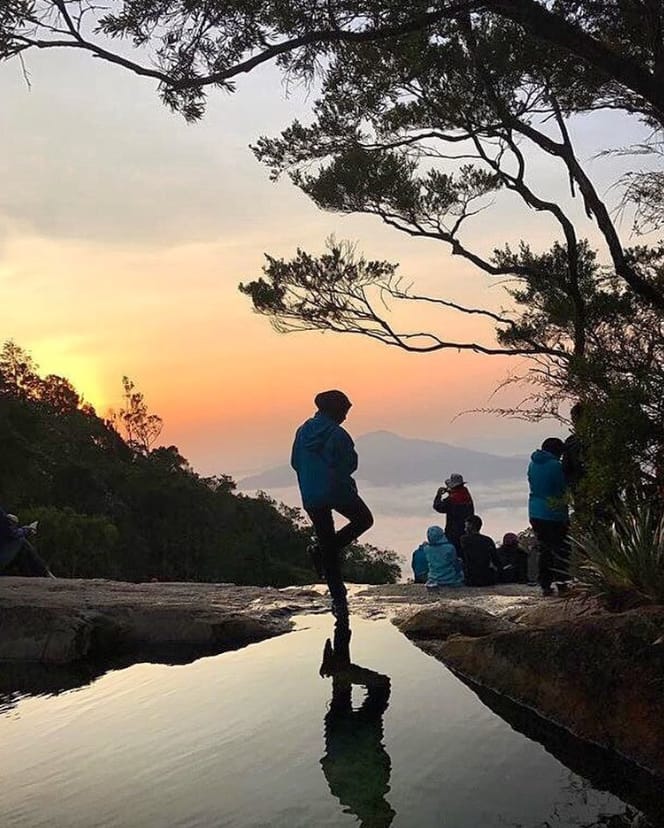 permit mendaki gunung berembun