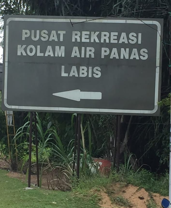 pusat rekreasi kolam air panas labis