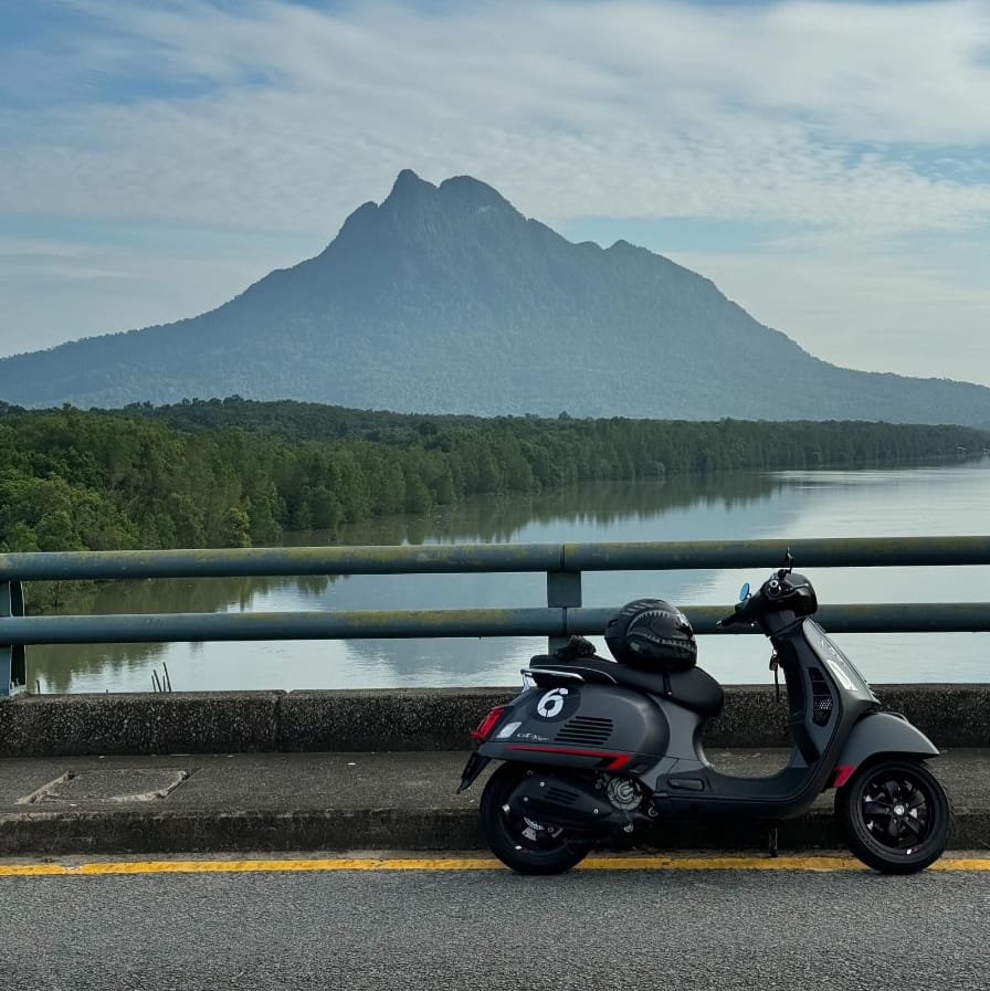 tarikan gunung santubong