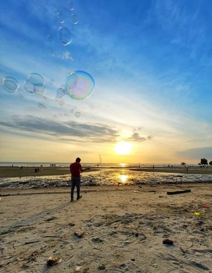 tarikan pantai kelanang