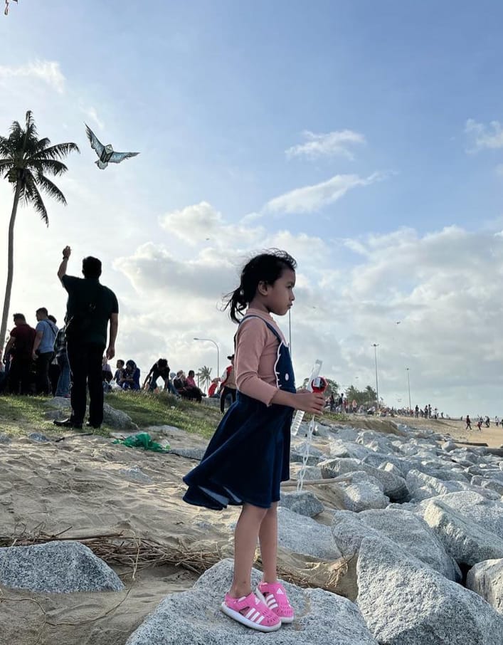 tips melawat pantai cahaya bulan