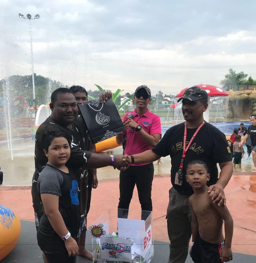 waktu oeprasi jitra waterpark