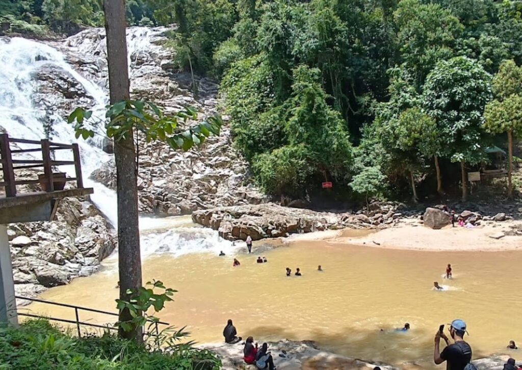 waterfall lata berangin