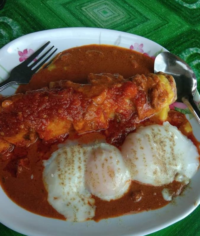 deqwan roti canai dan nasi penyet