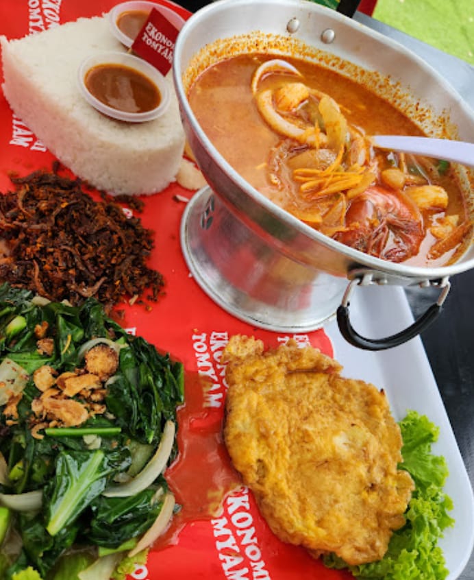 ekonomi tomyam bayan baru