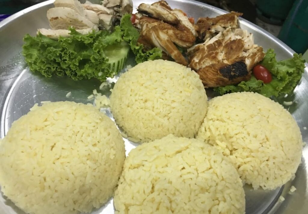 rich cafe nasi ayam tumpat