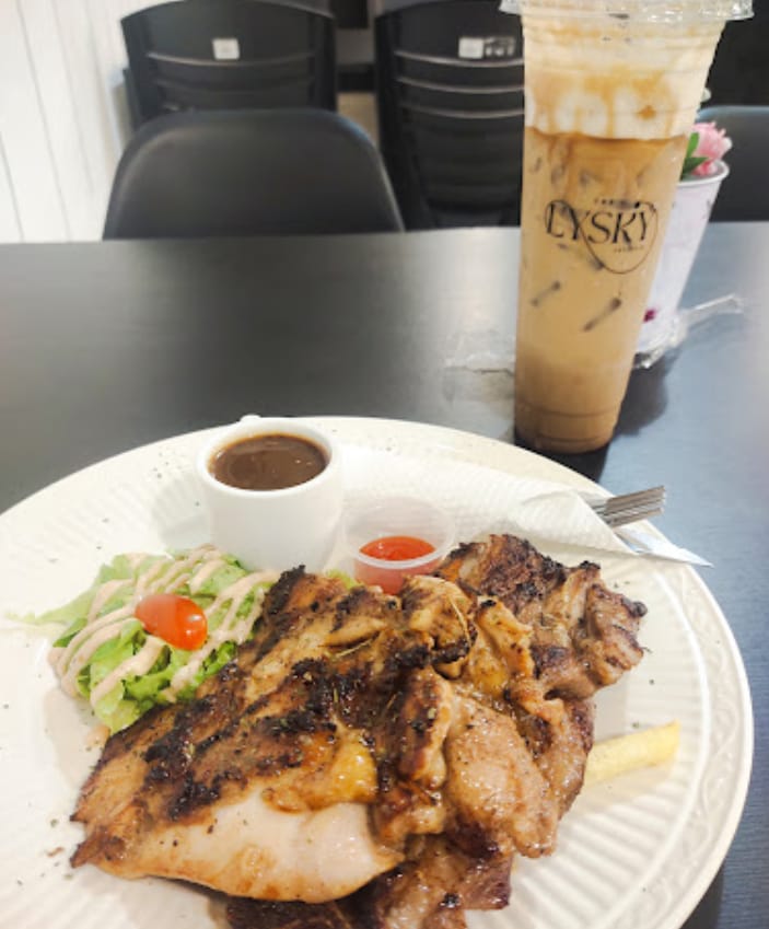 the lysky cafe penang