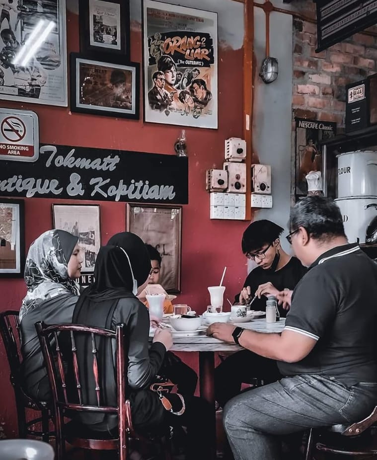 tokmatt kopitiam